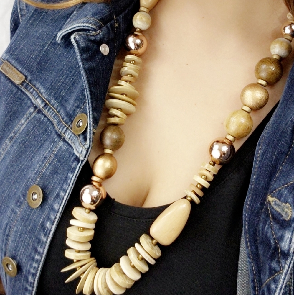 Wooden Necklace BOGO FREE